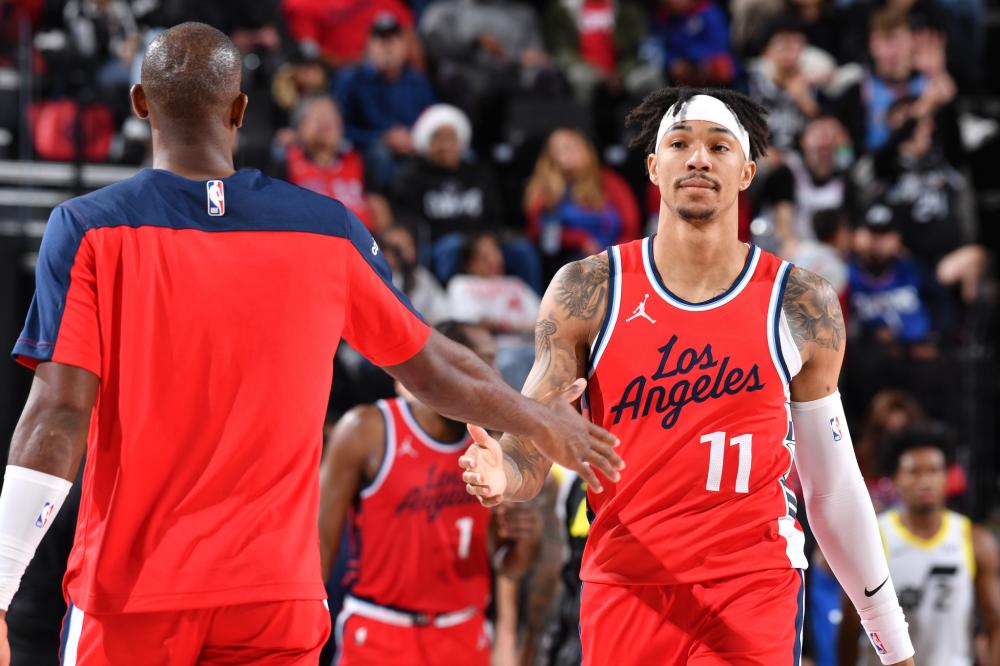 他们利用首 他们利用首